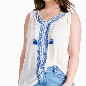 Luck Brand Plus size 2x sleeveless embroidered top